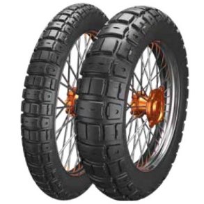 CST CM-A4 R TL 140/70-18 67H